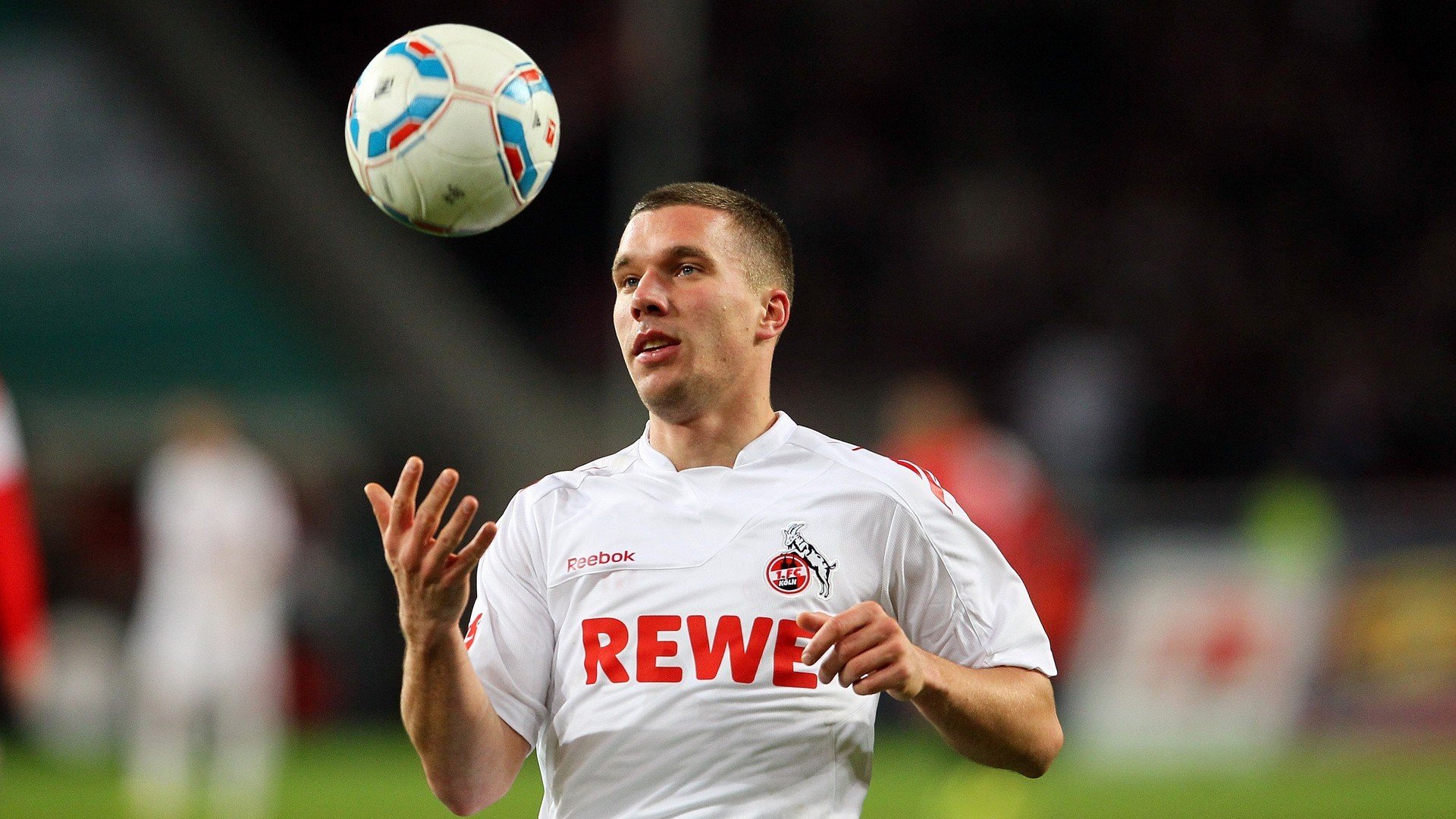 塞内加尔稳稳拿下希腊，卡瓦哈尔成为关键先生