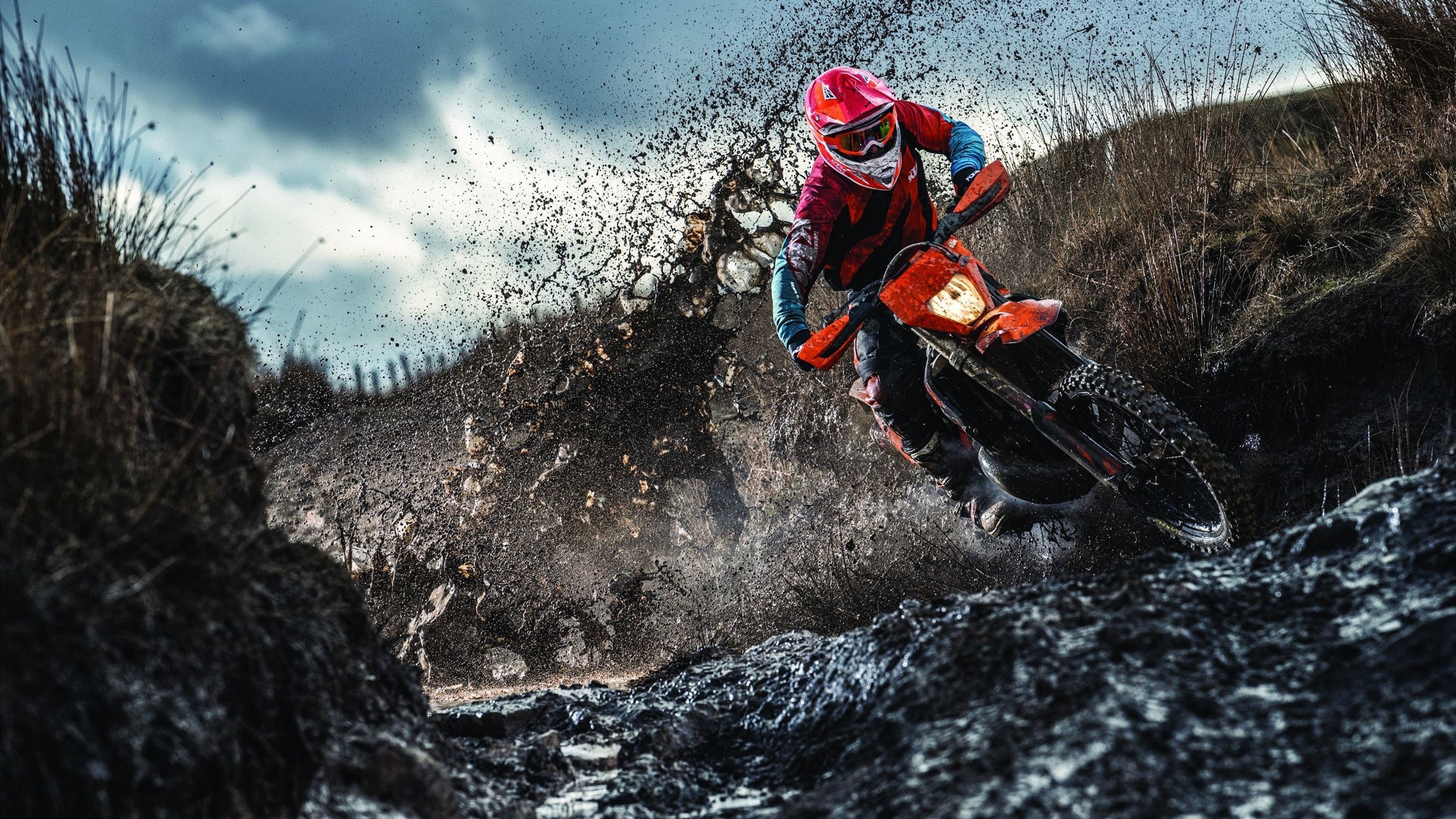 布鲁诺双响刷新纪录，奥地利绝地翻盘逆转罗马神话